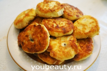 Сырники с изюмом